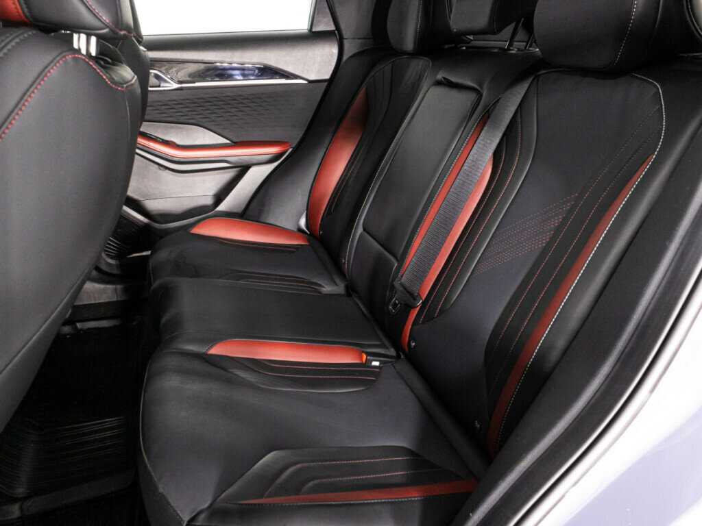 Б/У Джили Кулрэй 2023 года. Фото: #9