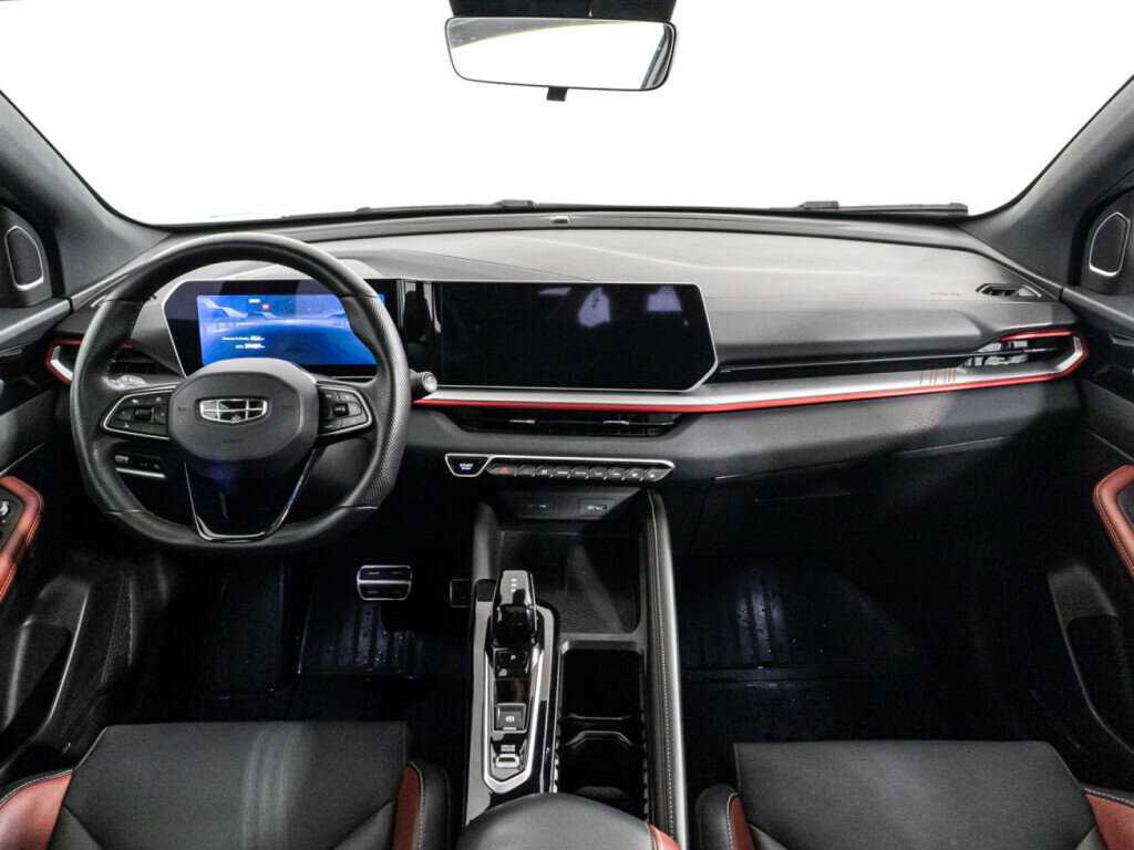 Б/У Джили Кулрэй 2023 года. Фото: #12