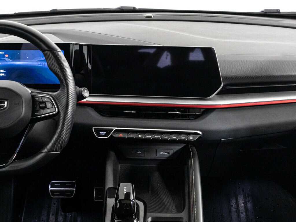 Б/У Джили Кулрэй 2023 года. Фото: #13