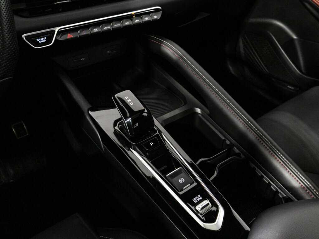 Б/У Джили Кулрэй 2023 года. Фото: #17