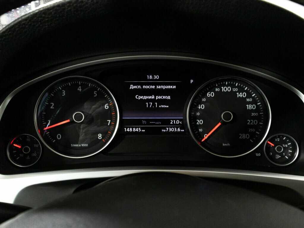 Volkswagen Touareg 2015 года с пробегом. Фото: #11
