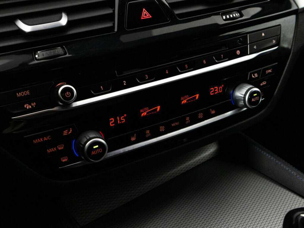 BMW 5 серии 2018 года с пробегом. Фото: #17