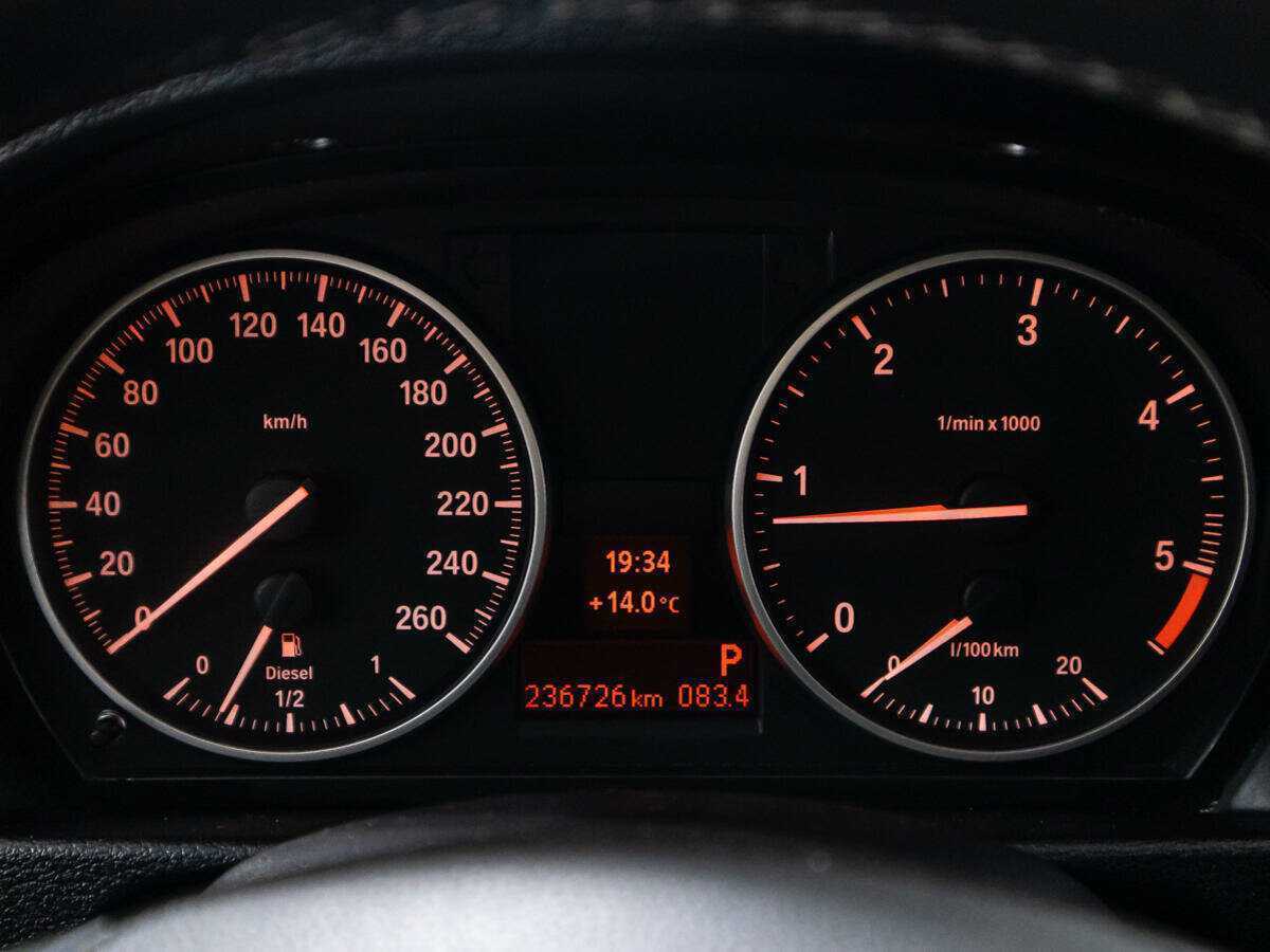 Б/У БМВ Икс1 2014 года. Фото: #11