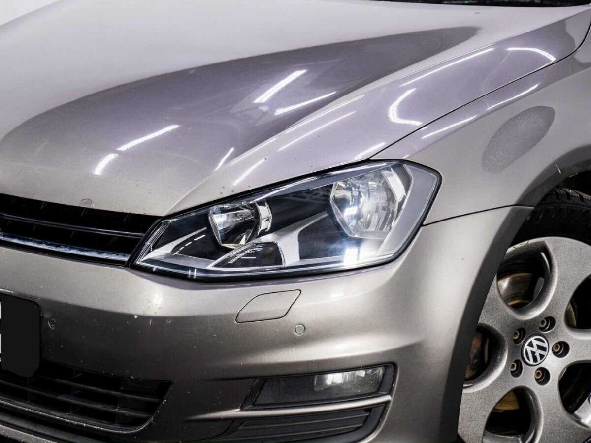 Б/У Фольксваген Гольф 2013 года. Фото: #6