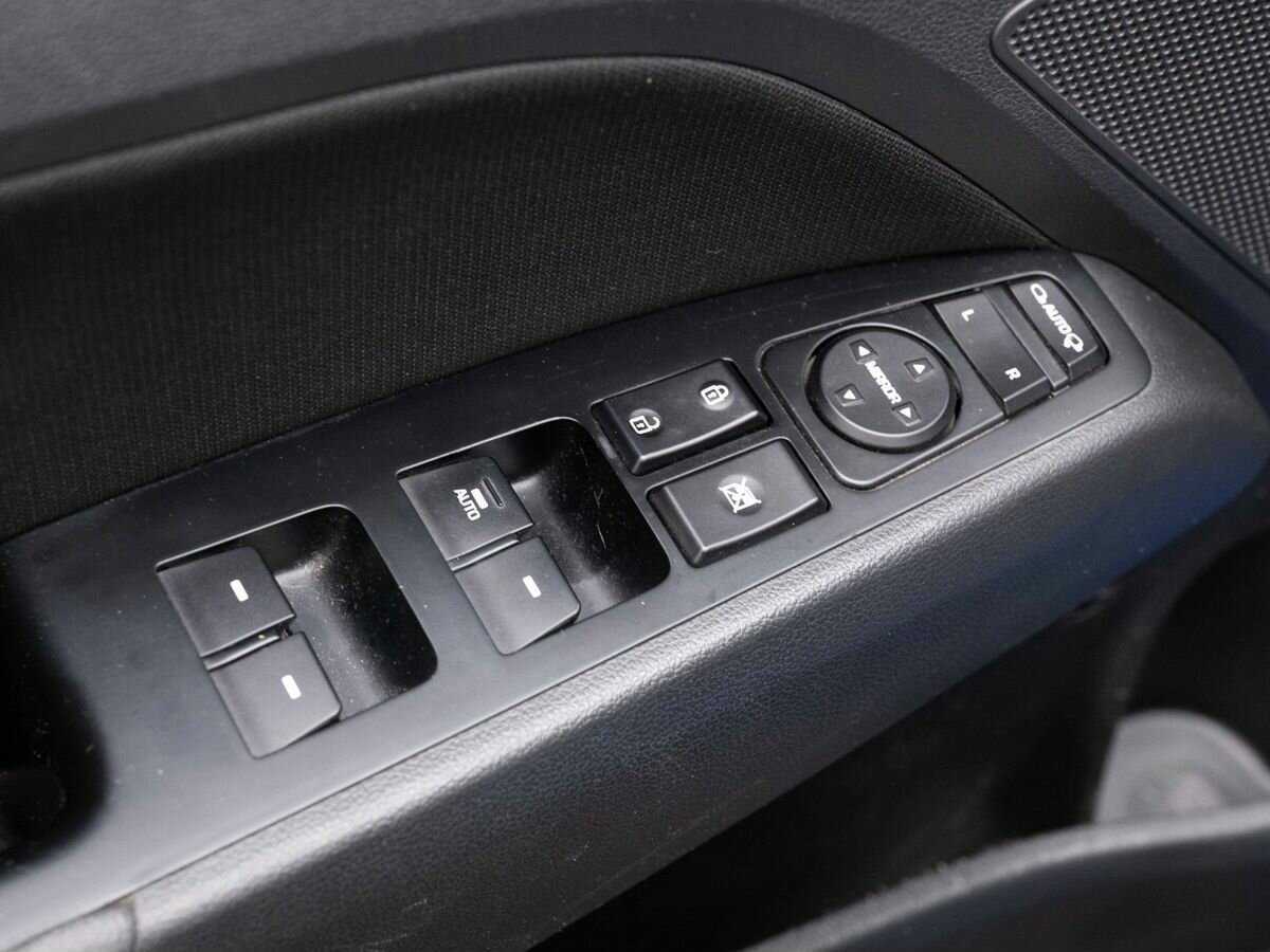 Б/У Хендай Елантра 2017 года. Фото: #13