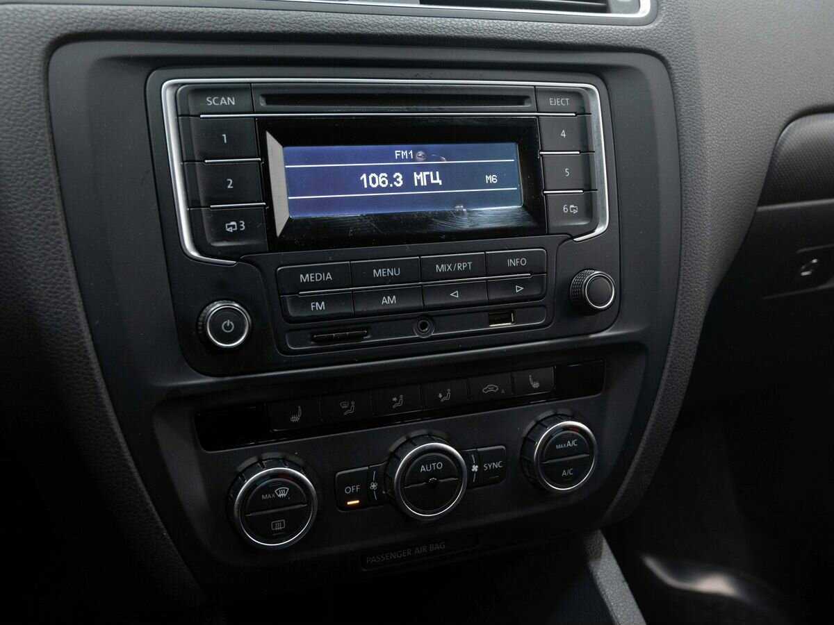 Б/У Фольксваген Джетта 2014 года. Фото: #15