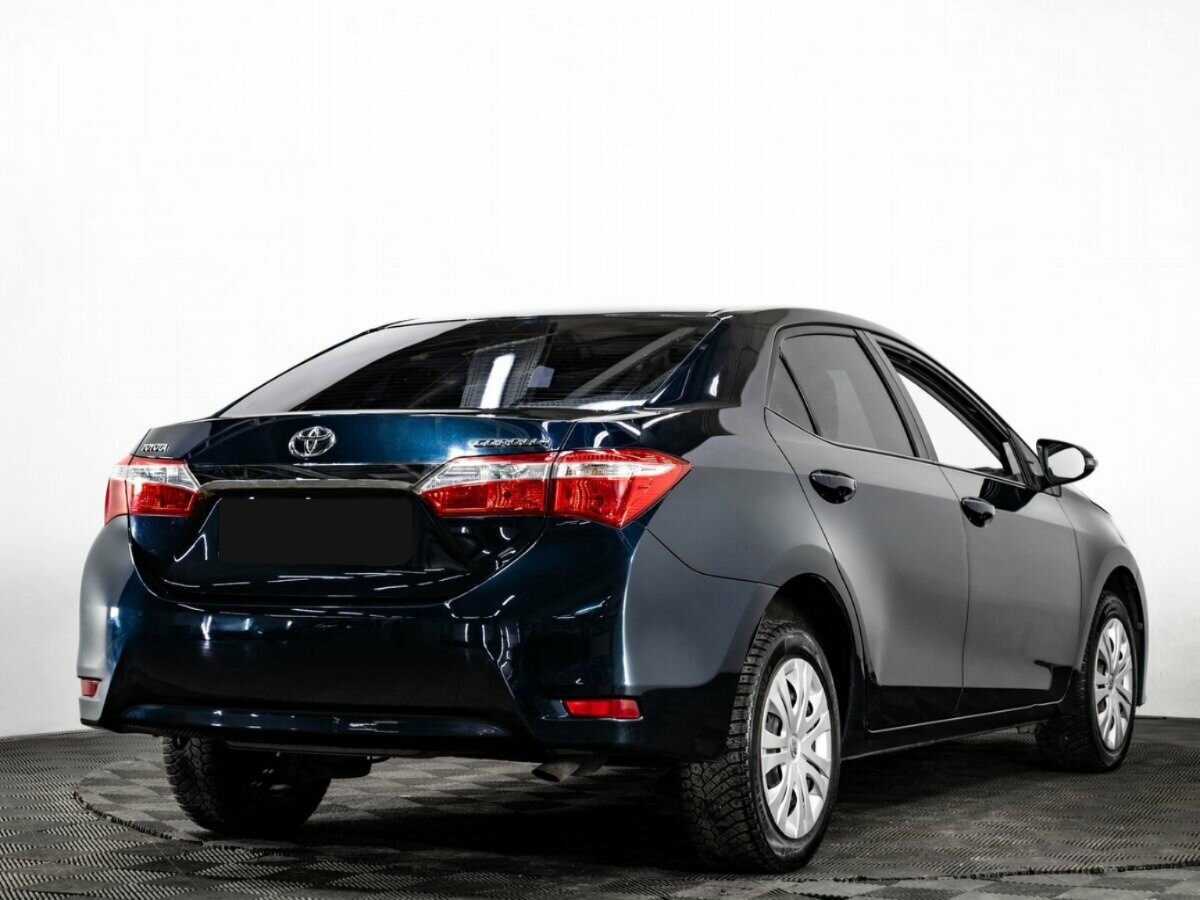 Б/У Тойота Королла 2015 года. Фото: #3