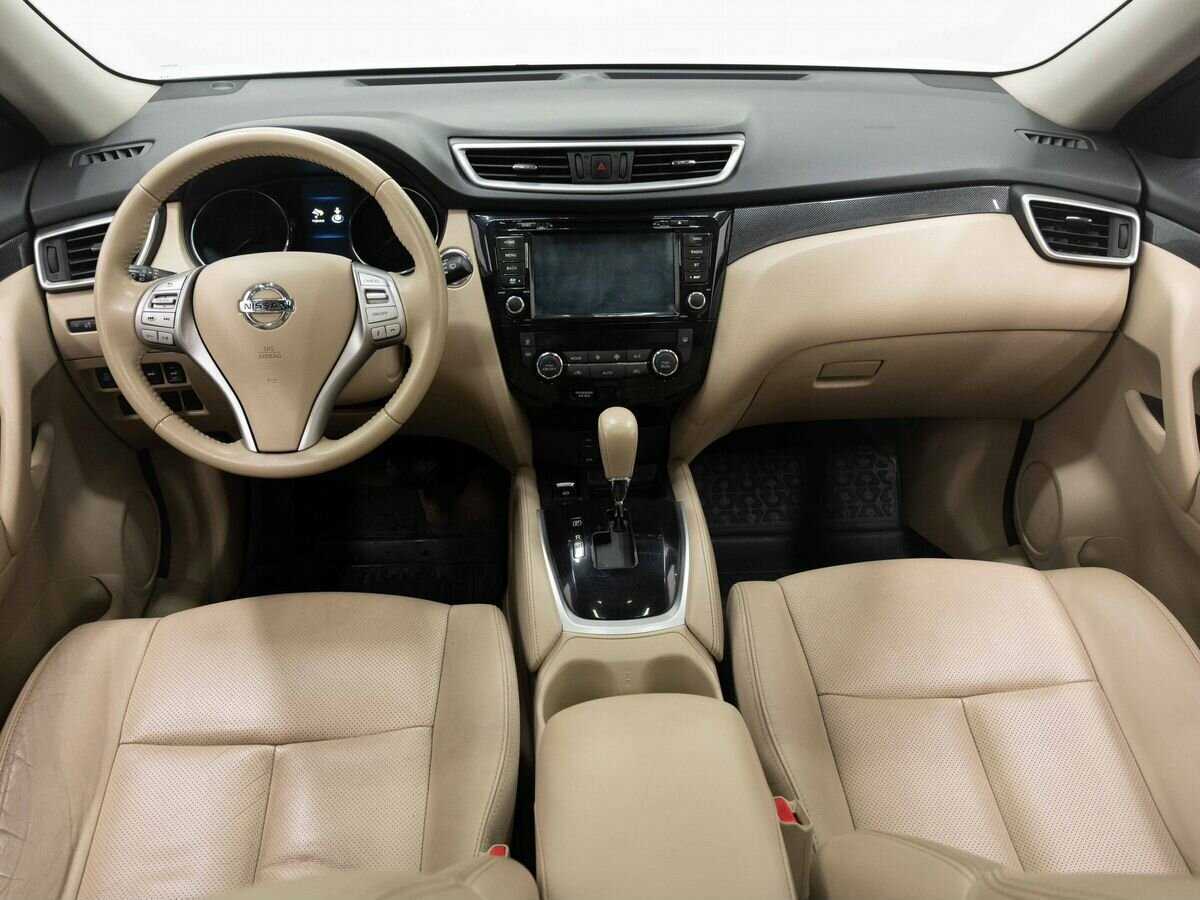 Б/У Ниссан Икс-Трейл 2016 года. Фото: #15