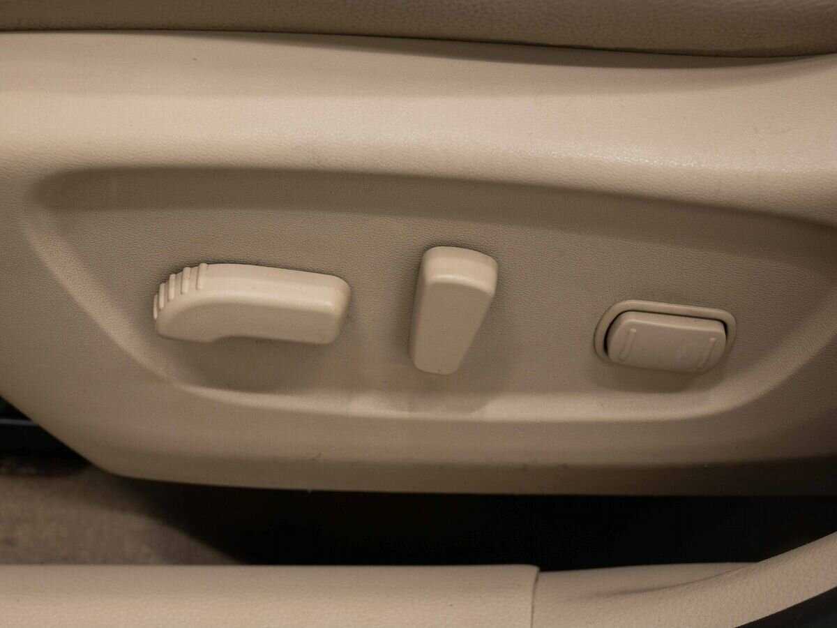 Б/У Ниссан Икс-Трейл 2016 года. Фото: #21