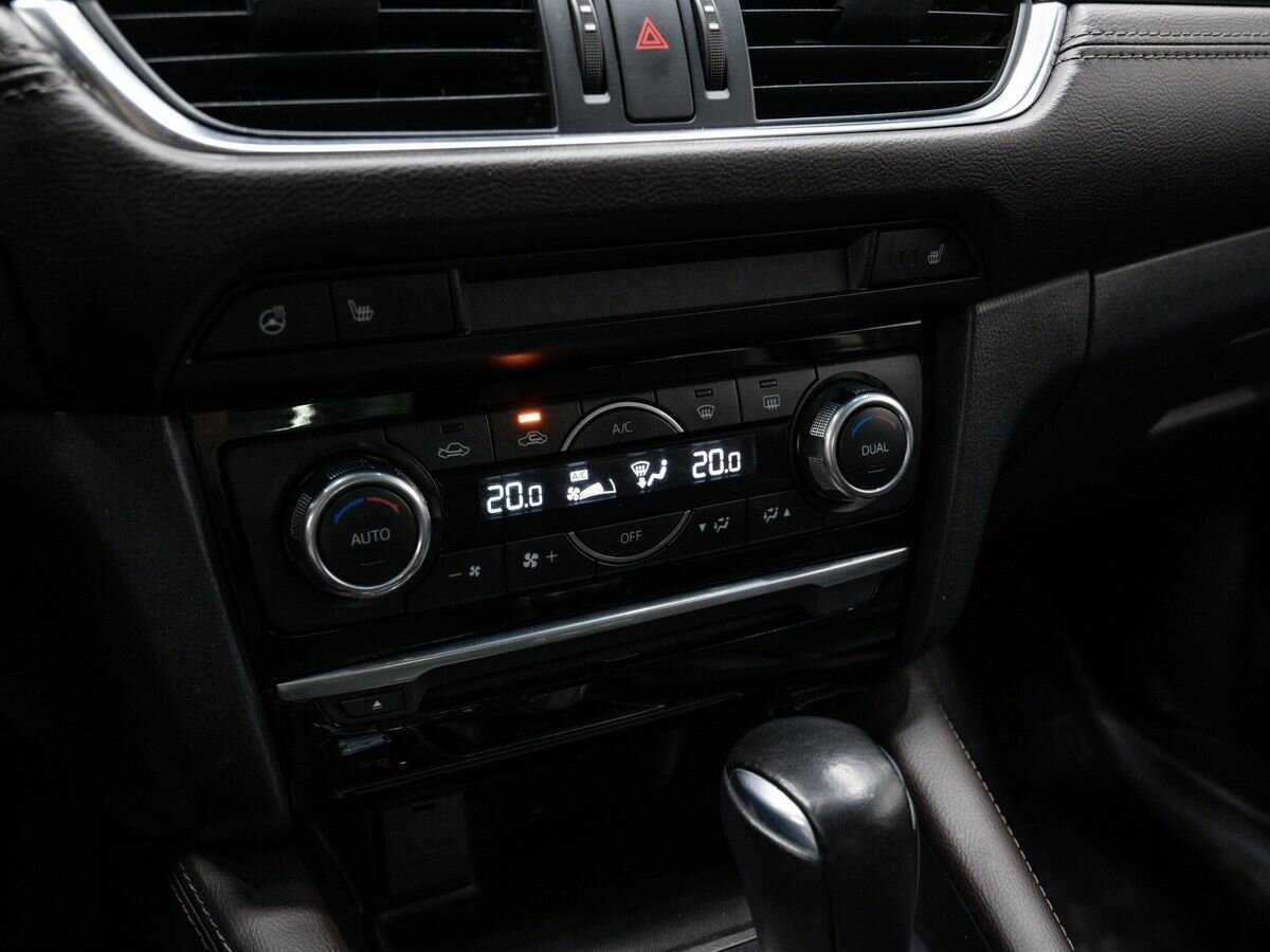 Б/У Мазда 6 2018 года. Фото: #17