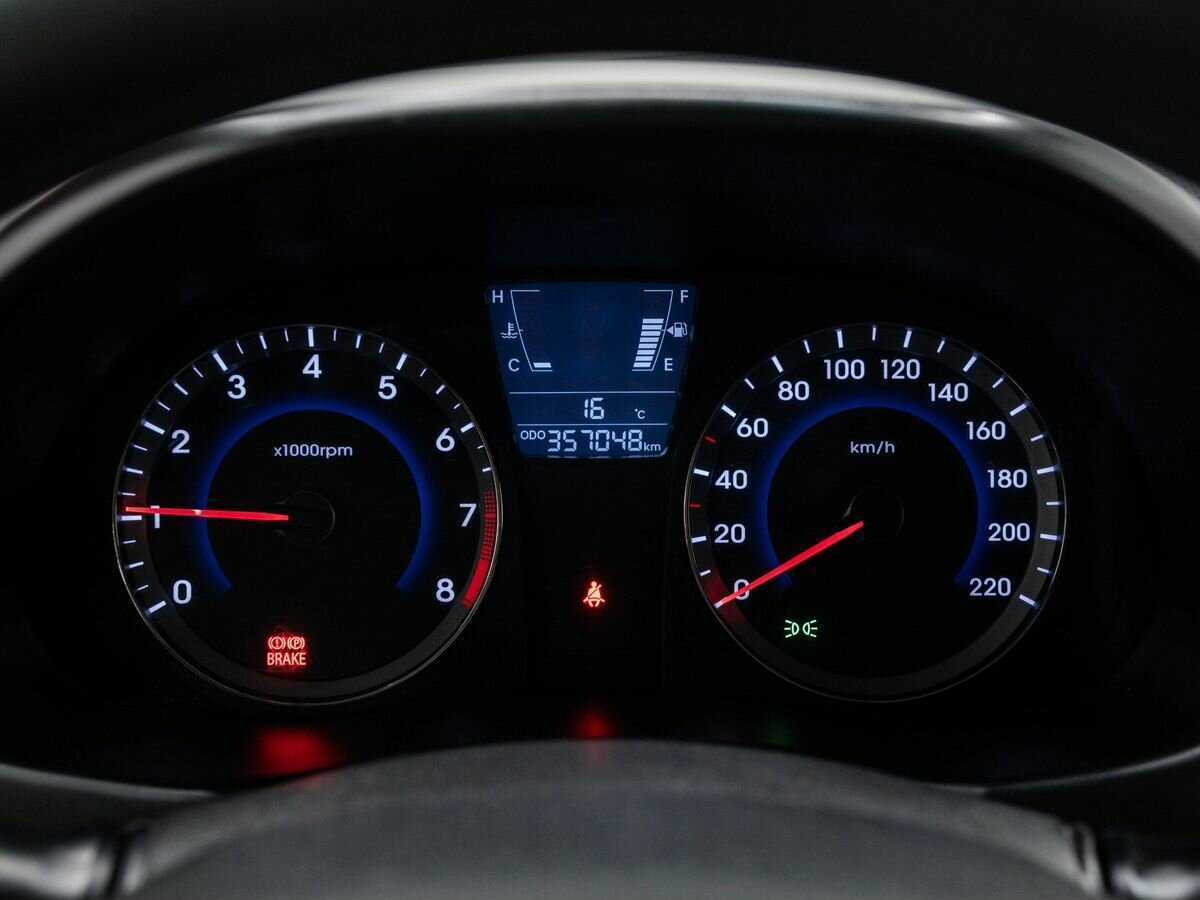 Б/У Хендай Солярис 2013 года. Фото: #18