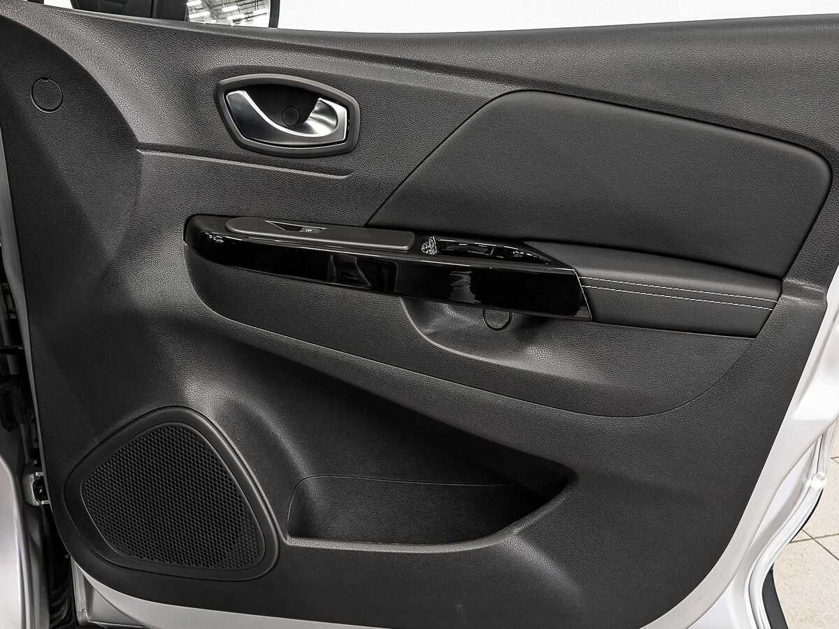 Б/У Рено Каптюр 2021 года. Фото: #22