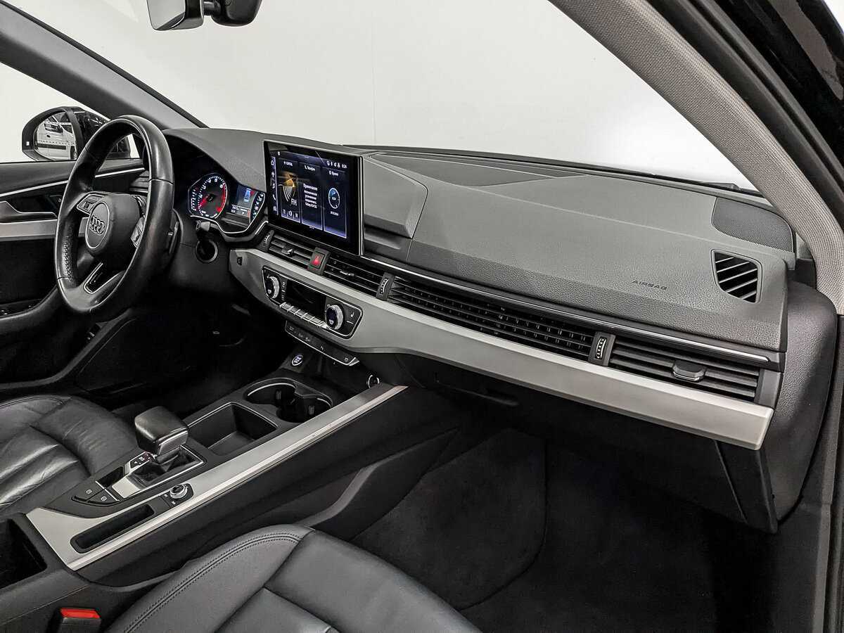 Audi A4 2020 года с пробегом. Фото: #12