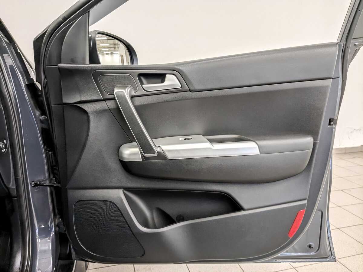 Б/У Киа Спортейдж 2021 года. Фото: #20