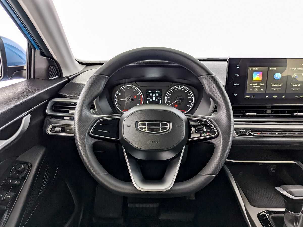 Б/У Джили Эмгранд 2023 года. Фото: #18