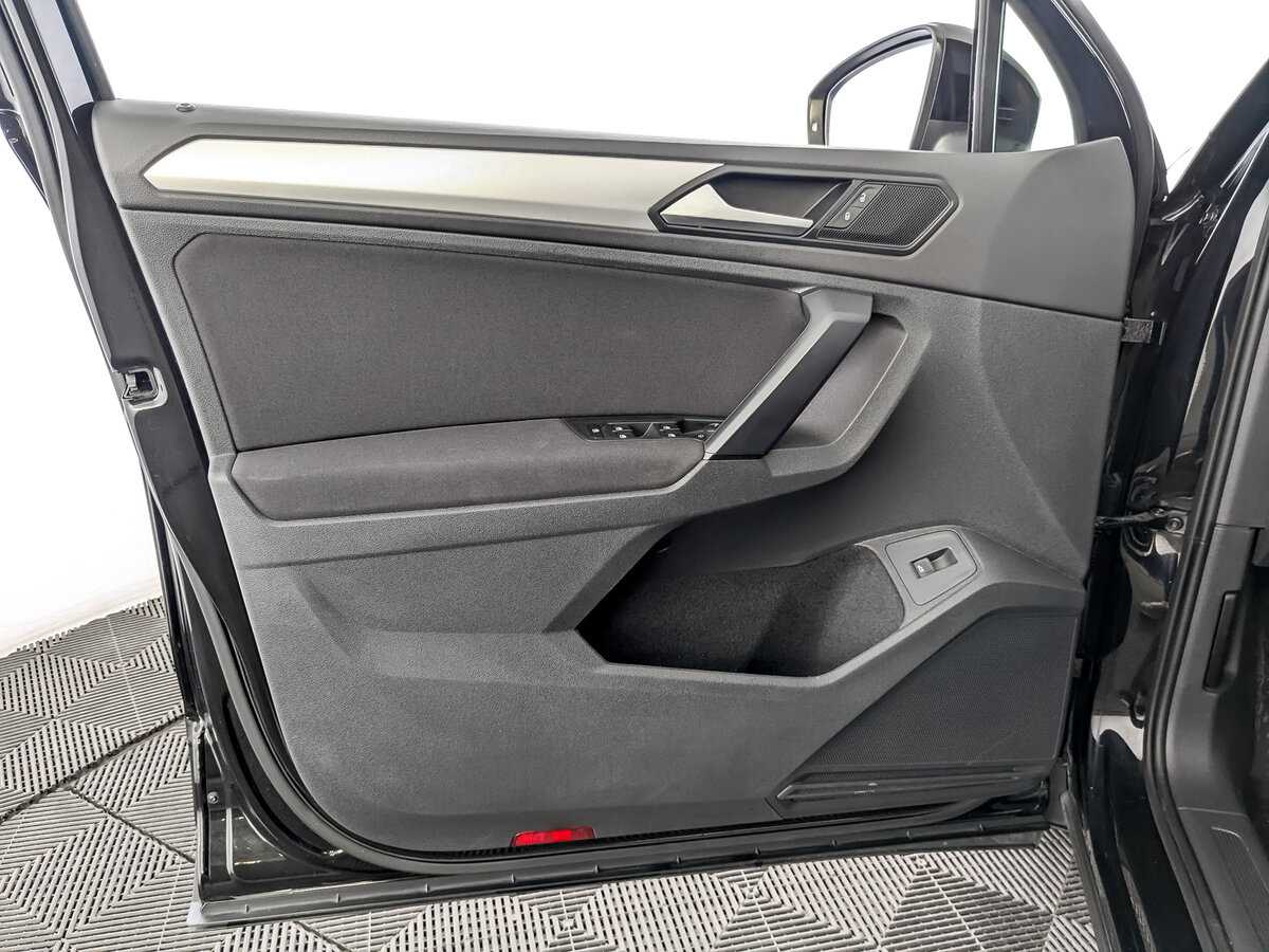 Volkswagen Tiguan 2020 года с пробегом. Фото: #18