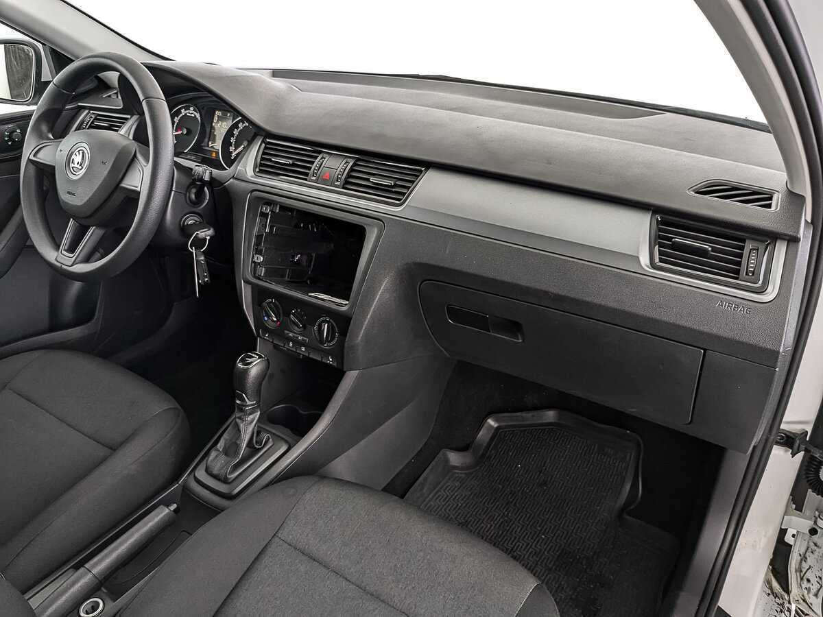 Б/У Шкода Рапид 2019 года. Фото: #11