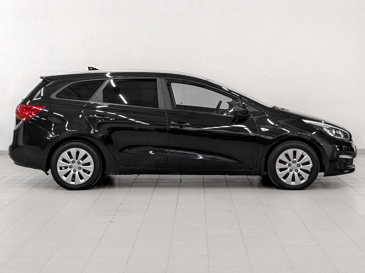 Б/У Киа Сид 2017 года. Фото: #3