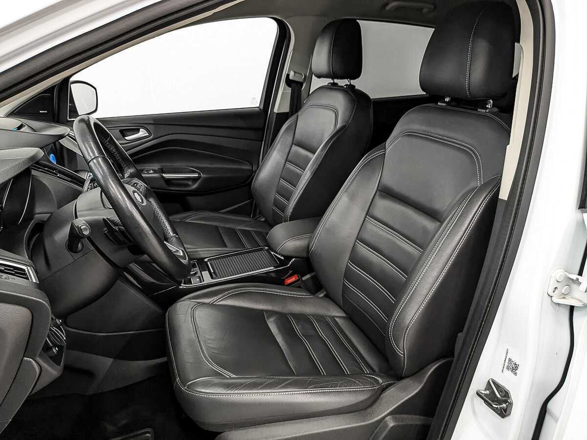 Б/У Форд Куга 2016 года. Фото: #17