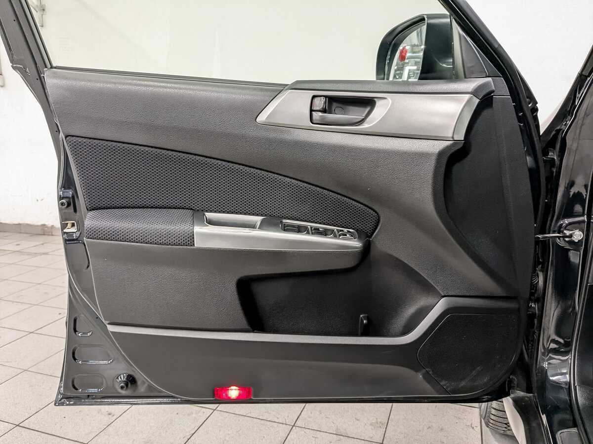 Subaru Forester 2012 года с пробегом. Фото: #18