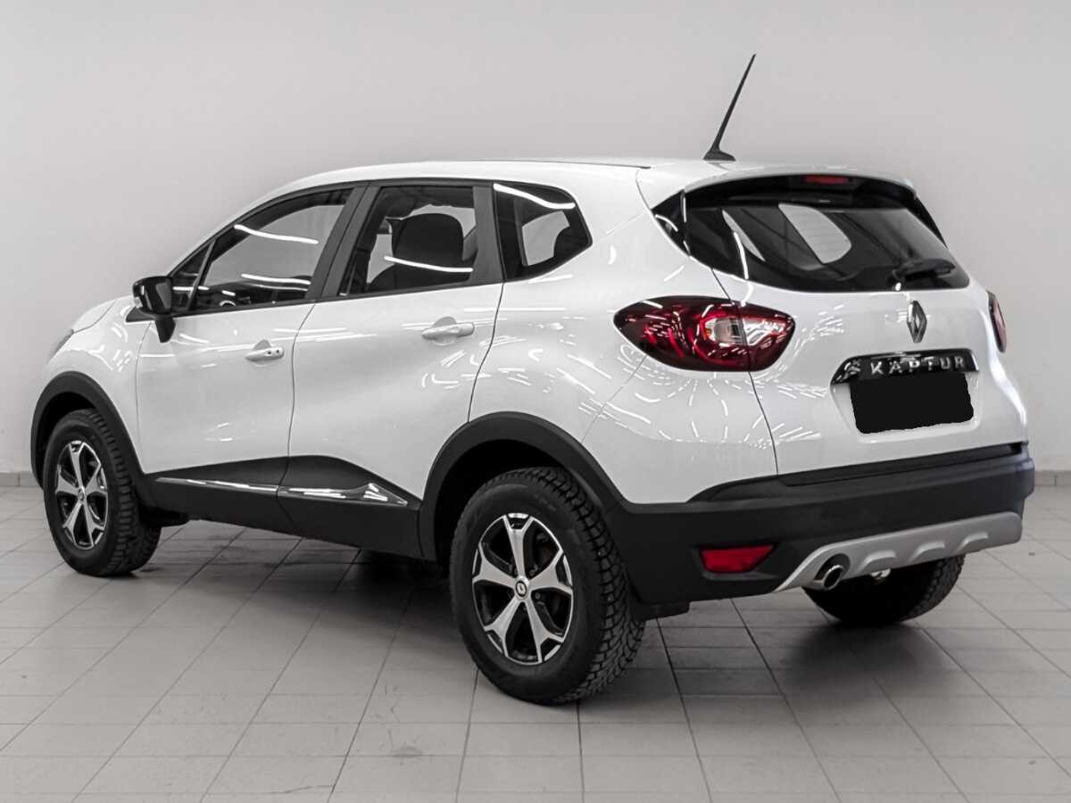 Б/У Рено Каптюр 2021 года. Фото: #6