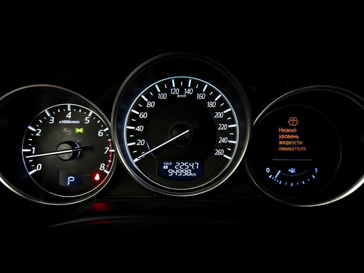 Б/У Мазда Ц-Икс-5 2016 года. Фото: #12