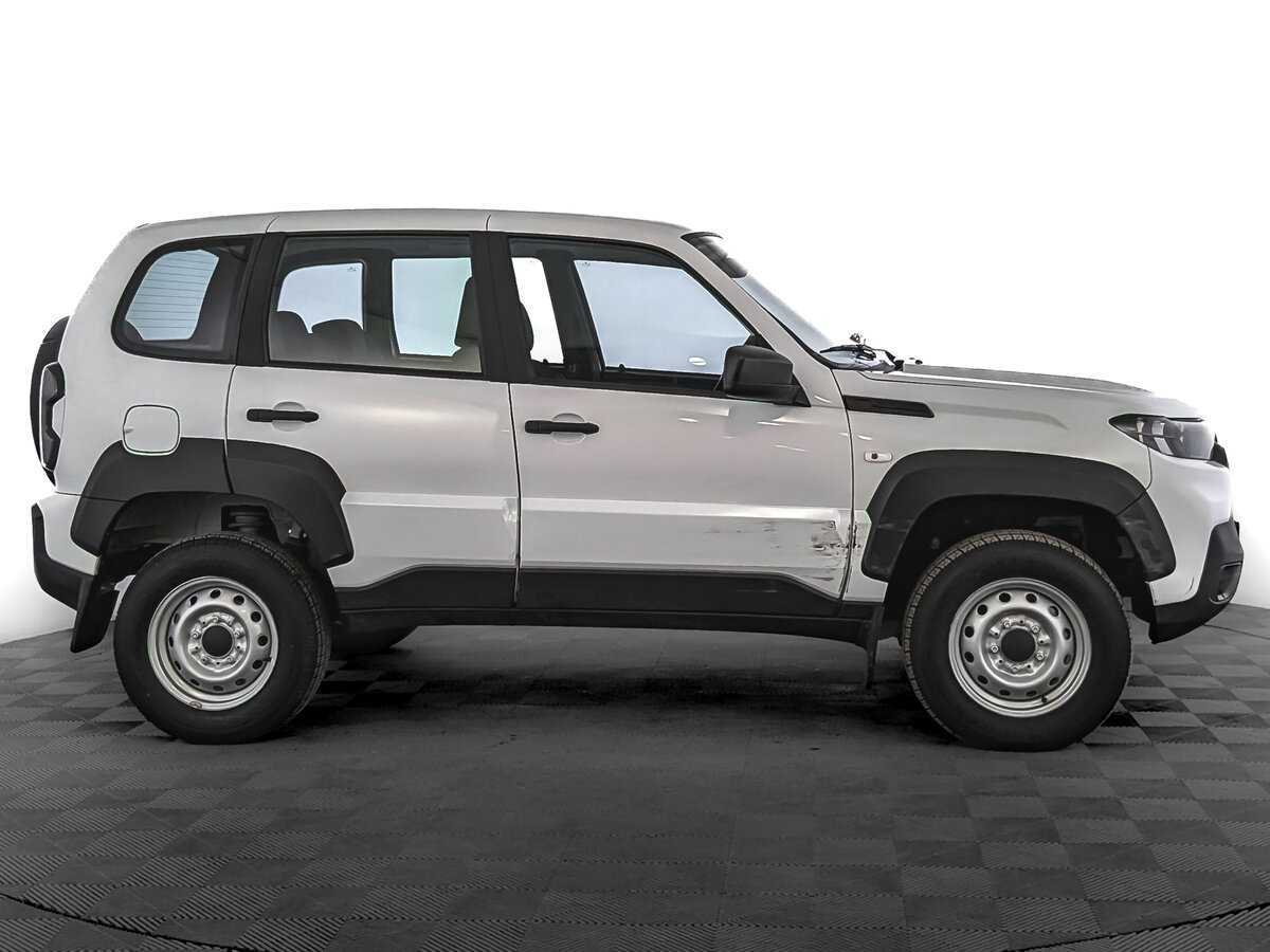 Б/У Лада (ВАЗ) Нива 2024 года. Фото: #3