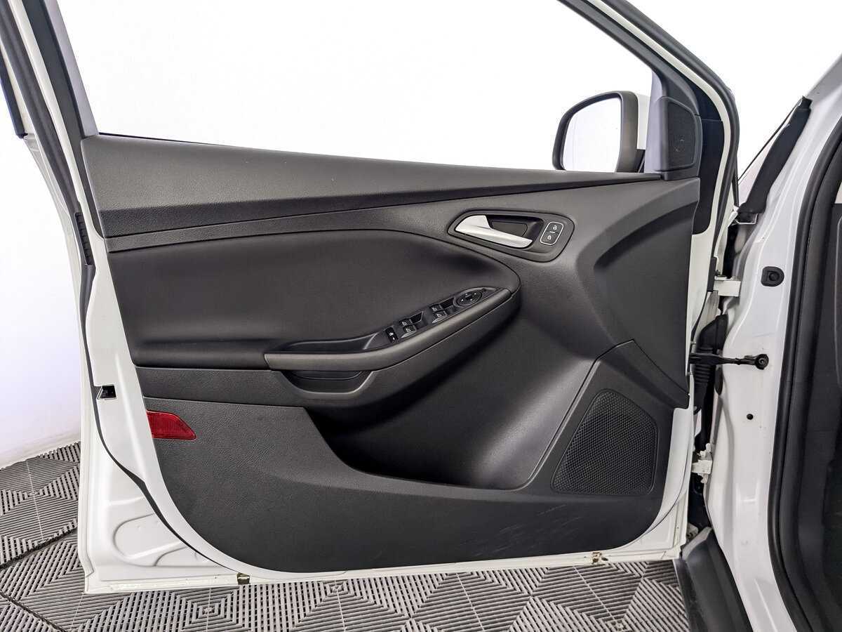 Ford Focus 2018 года с пробегом. Фото: #18