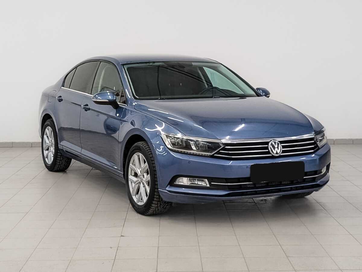 Volkswagen Passat 2015 года с пробегом. Фото: #2