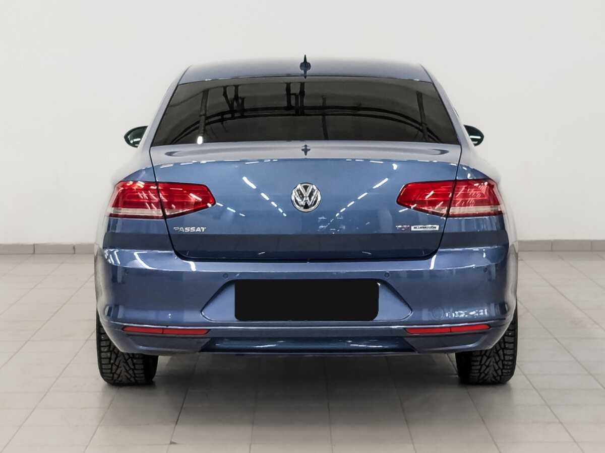 Volkswagen Passat 2015 года с пробегом. Фото: #5