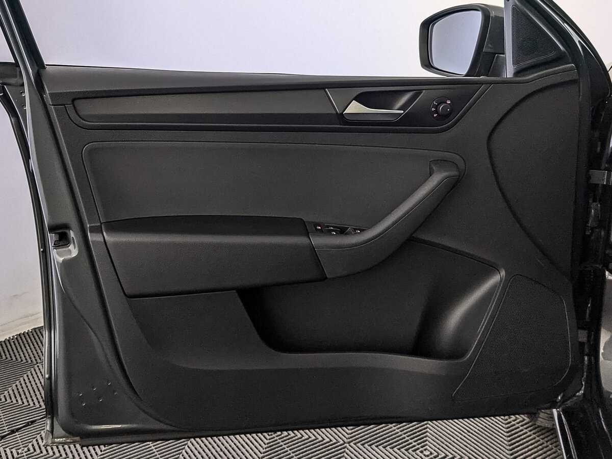 Б/У Фольксваген Поло 2021 года. Фото: #16