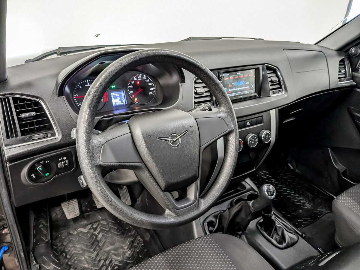 УАЗ Patriot 2018 года с пробегом. Фото: #15