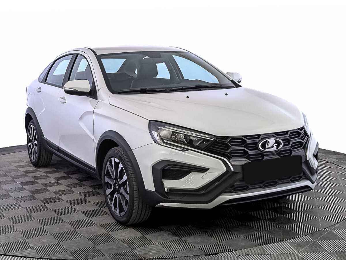 Б/У Лада (ВАЗ) Веста 2024 года. Фото: #2