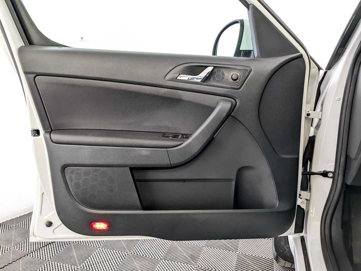 Б/У Шкода Йети 2016 года. Фото: #18