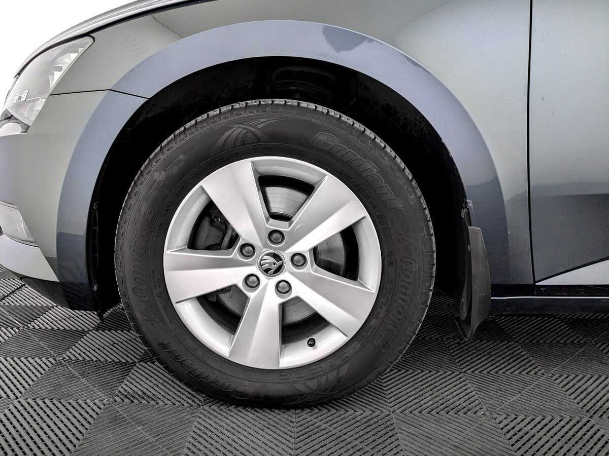 Б/У Шкода Суперб 2019 года. Фото: #17