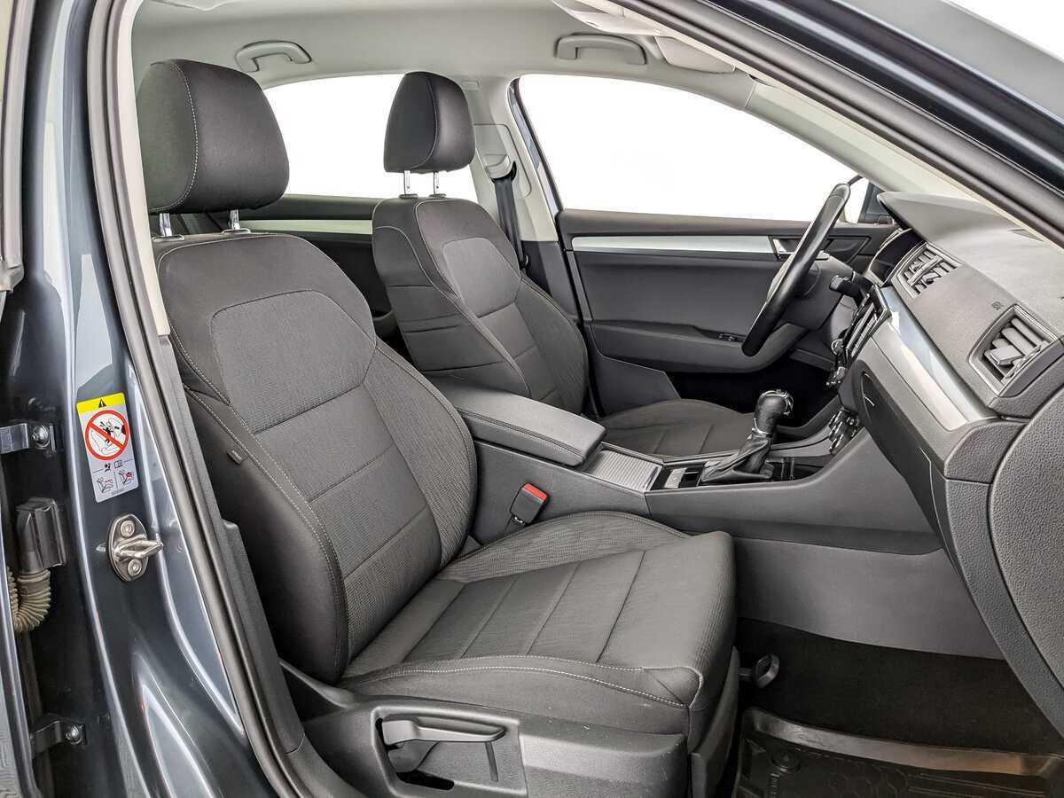 Б/У Шкода Суперб 2019 года. Фото: #22