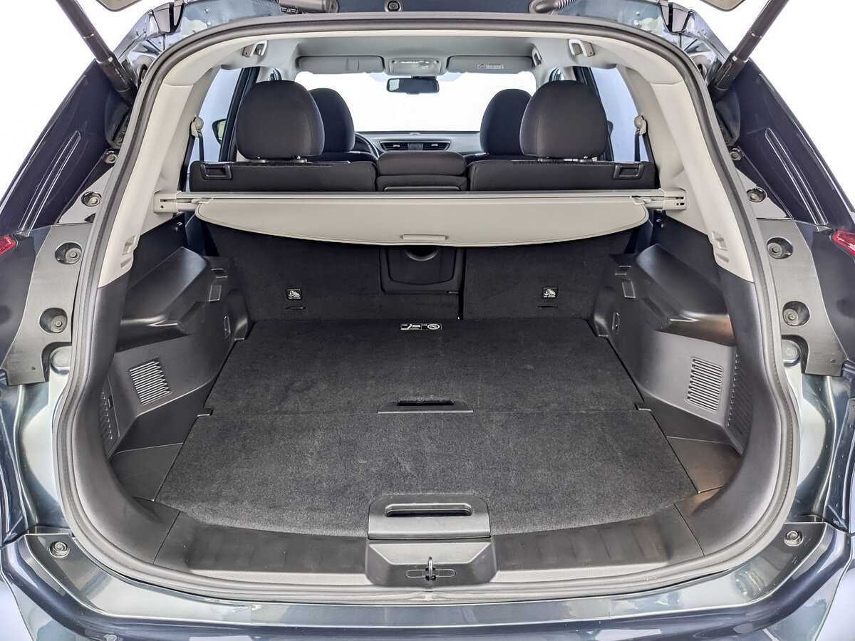 Б/У Ниссан Икс-Трейл 2019 года. Фото: #9