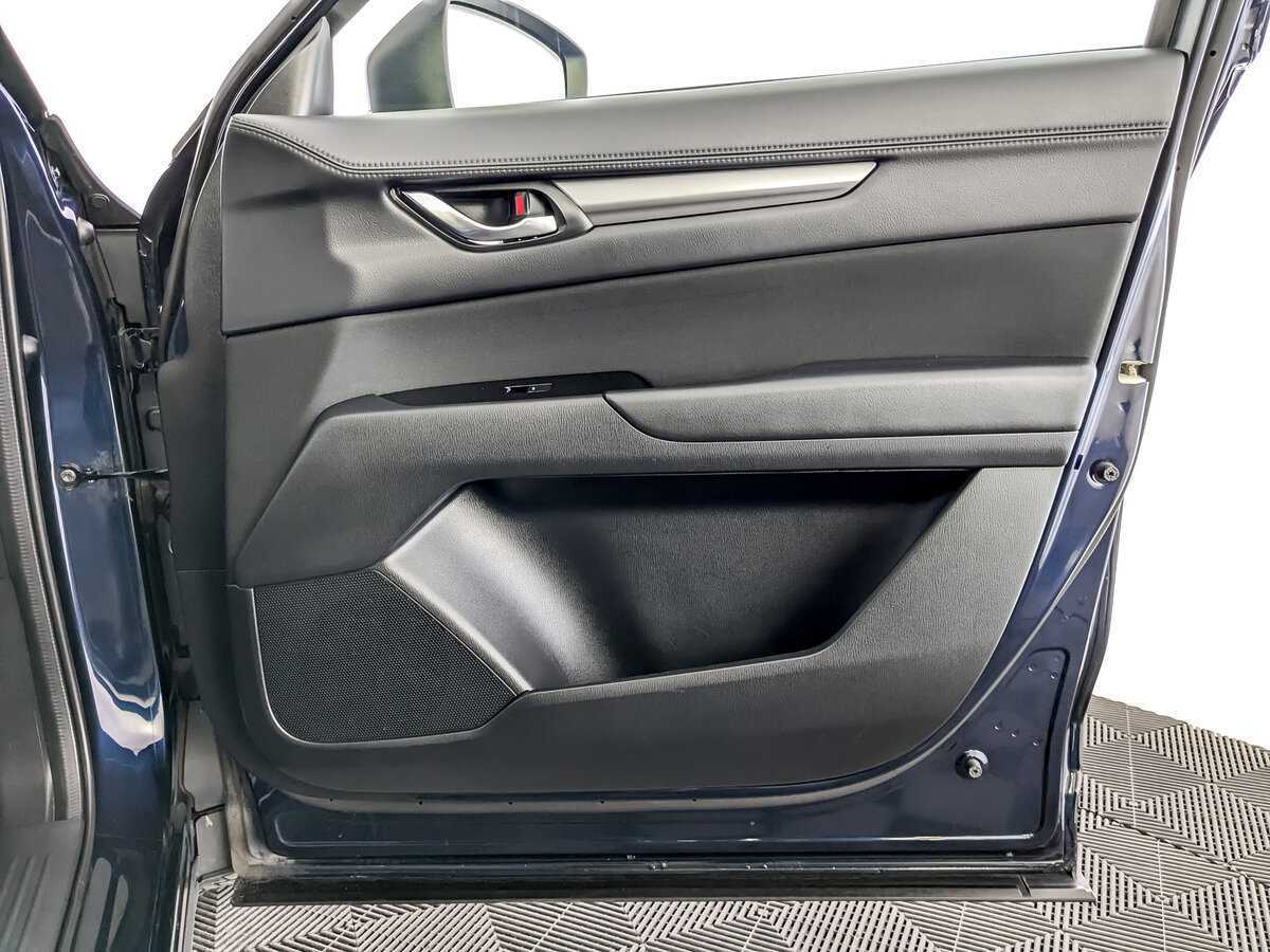 Б/У Мазда Ц-Икс-5 2018 года. Фото: #23