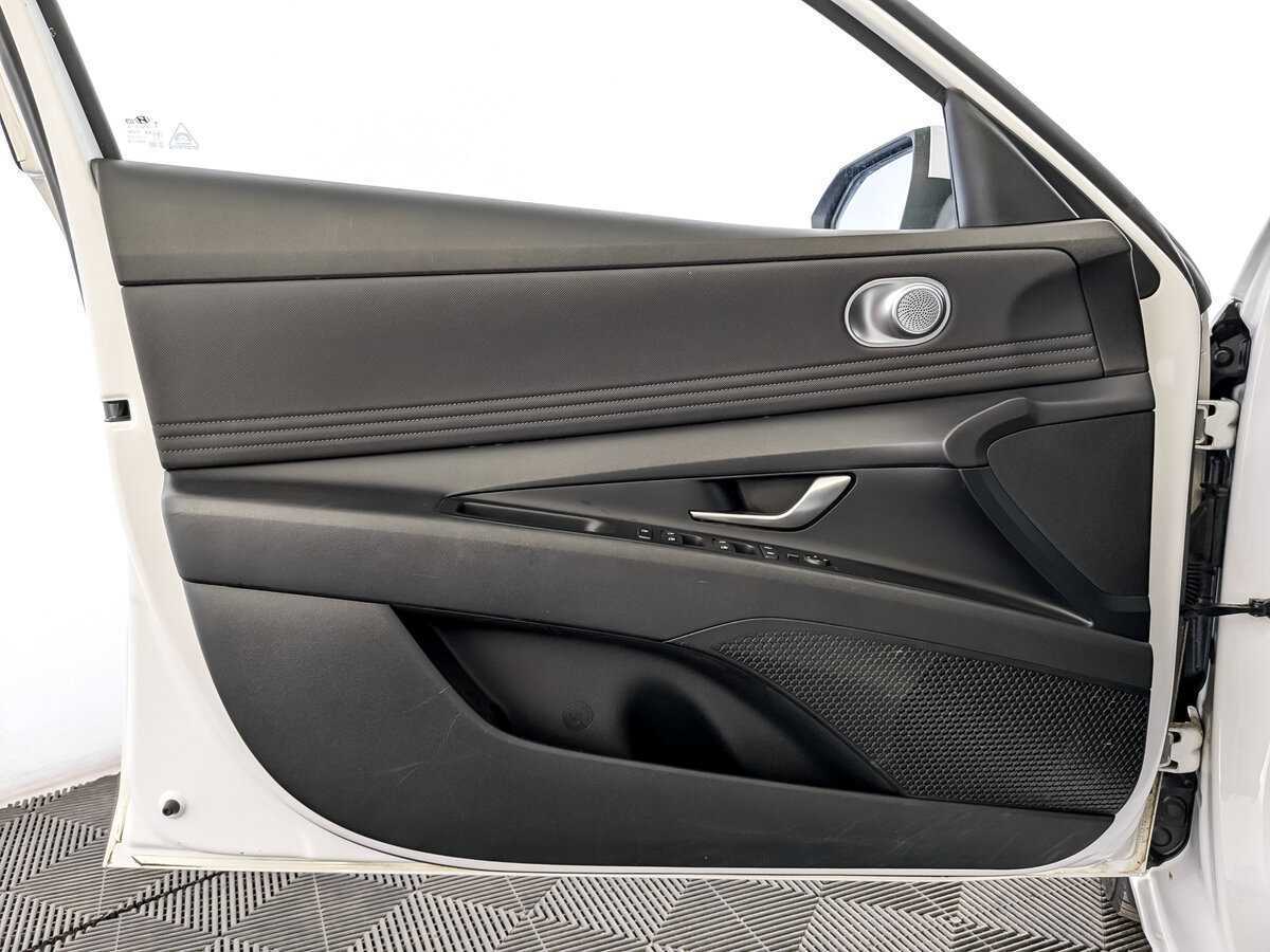 Б/У Хендай Елантра 2021 года. Фото: #16