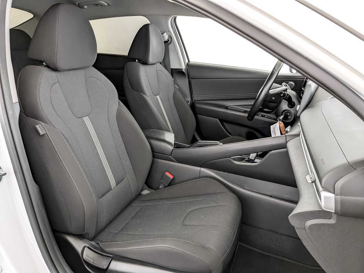 Б/У Хендай Елантра 2021 года. Фото: #20