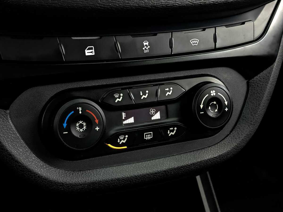 Б/У Лада (ВАЗ) Веста 2021 года. Фото: #20