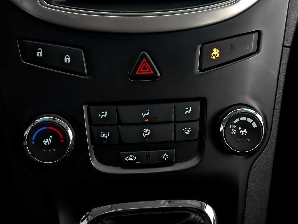 Б/У Шевроле Орландо 2012 года. Фото: #20