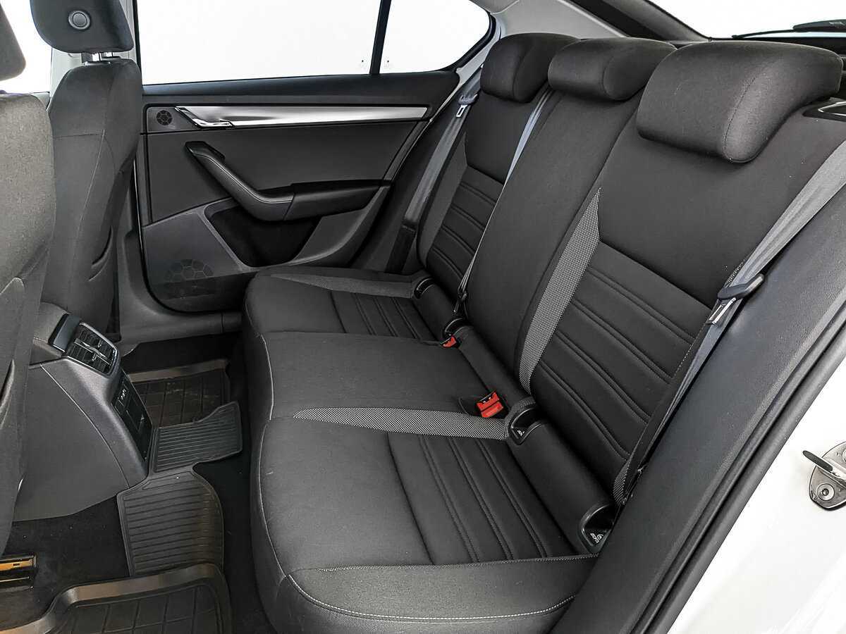 Б/У Шкода Октавия 2020 года. Фото: #15