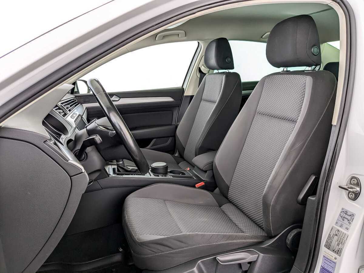 Б/У Фольксваген Пассат 2016 года. Фото: #17