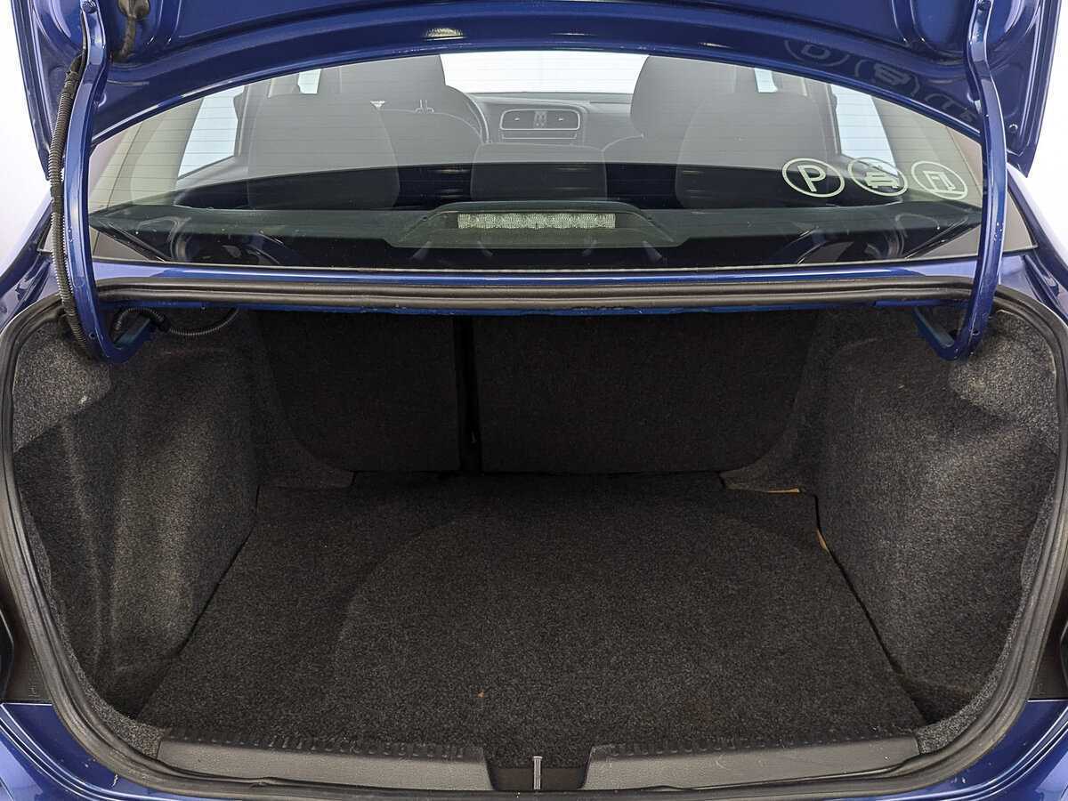 Б/У Фольксваген Поло 2019 года. Фото: #9