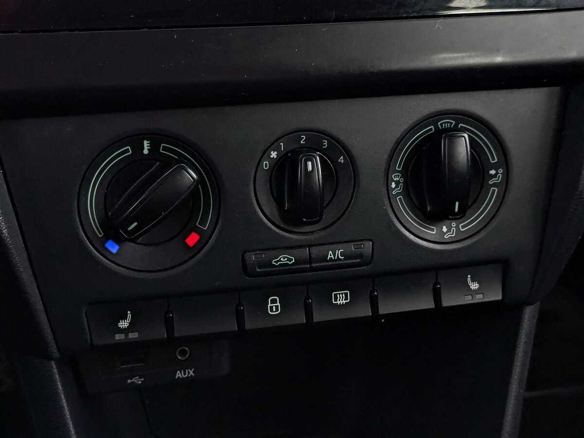 Б/У Шкода Рапид 2017 года. Фото: #20