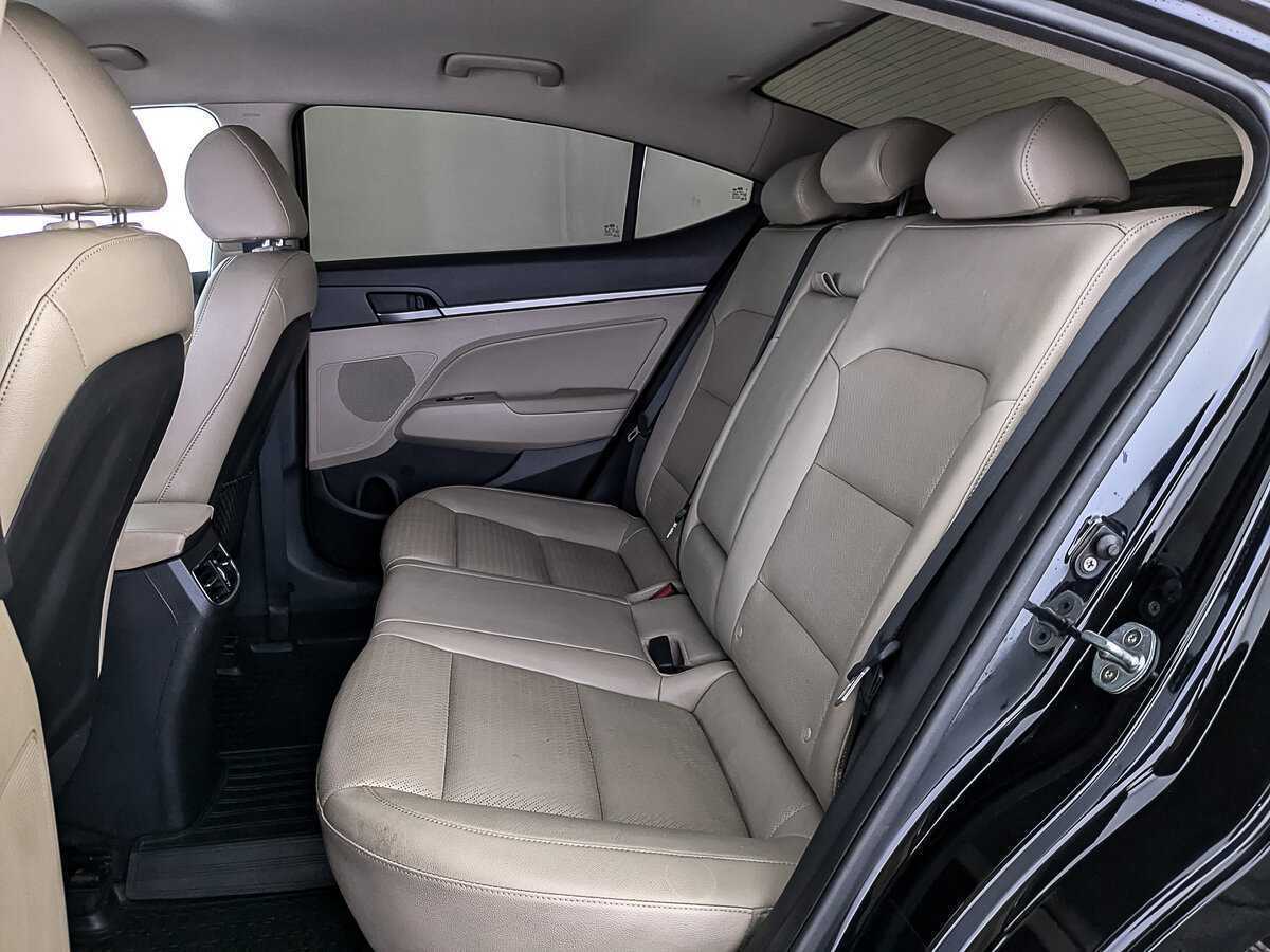 Б/У Хендай Елантра 2017 года. Фото: #17