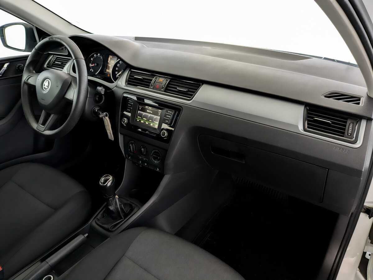 Б/У Шкода Рапид 2017 года. Фото: #10