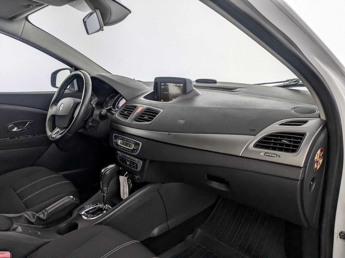 Б/У Рено Флюенс 2013 года. Фото: #10