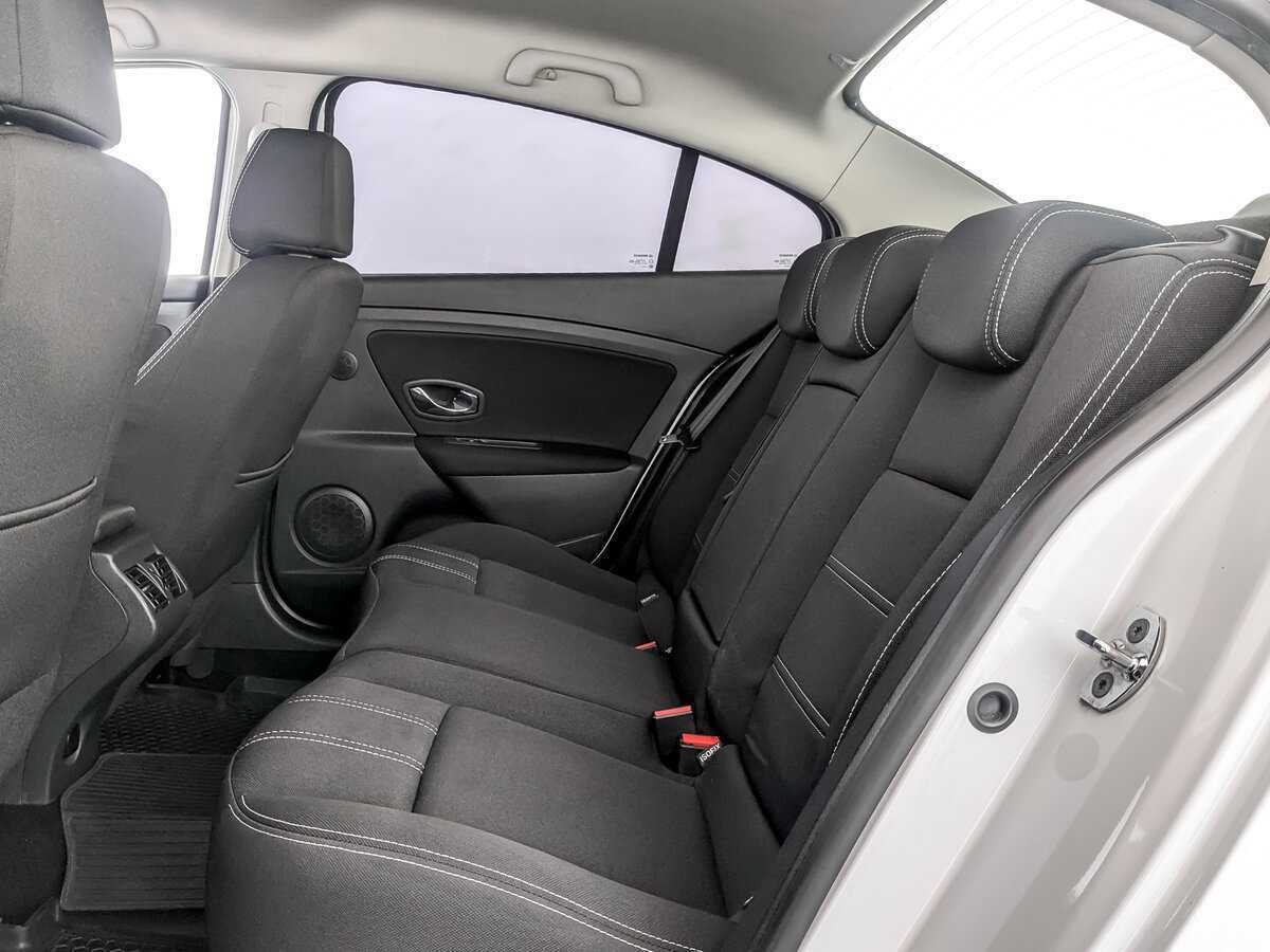 Б/У Рено Флюенс 2013 года. Фото: #11